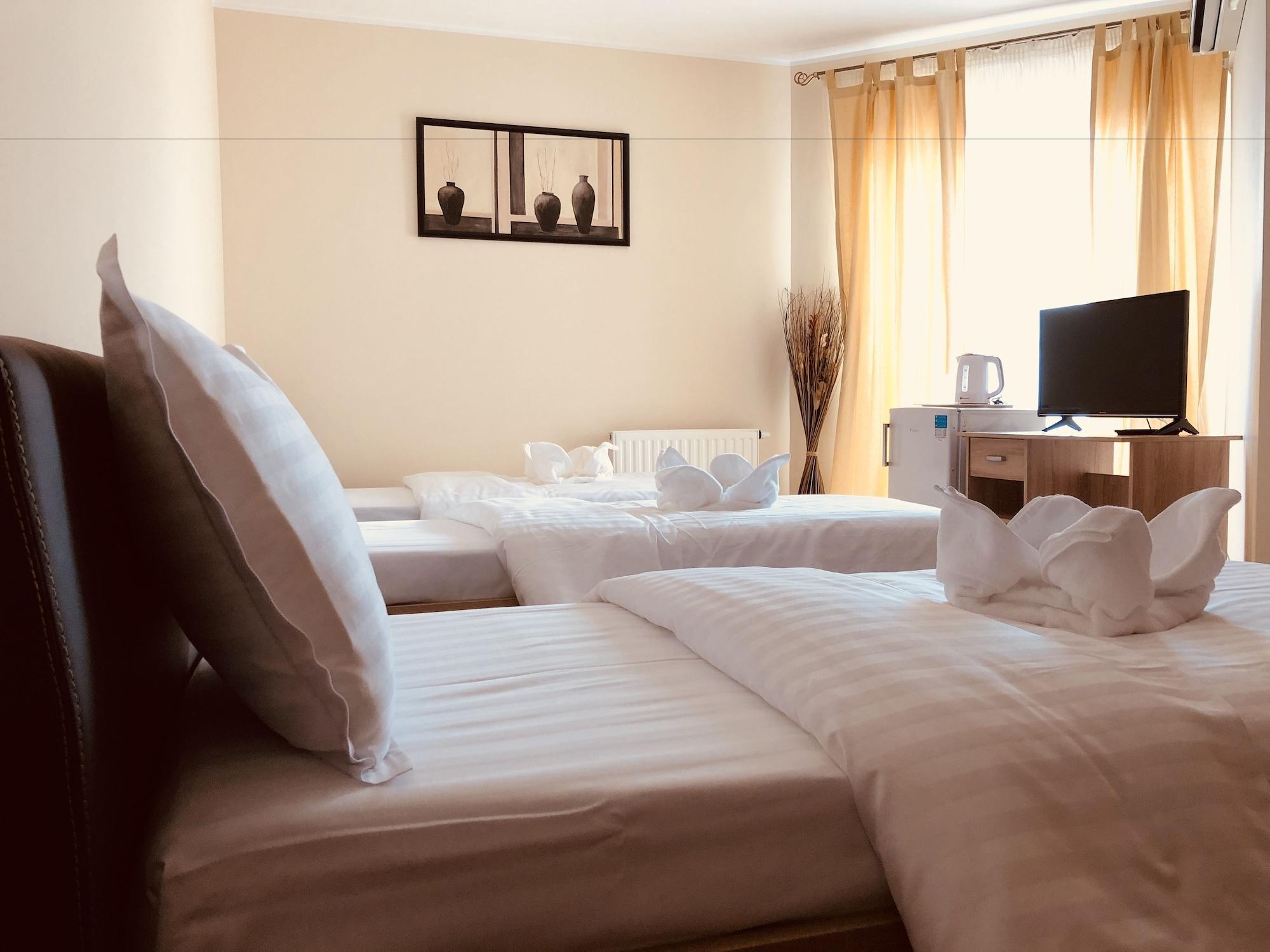 Monte Carlo Palace Rooms Букурещ Екстериор снимка