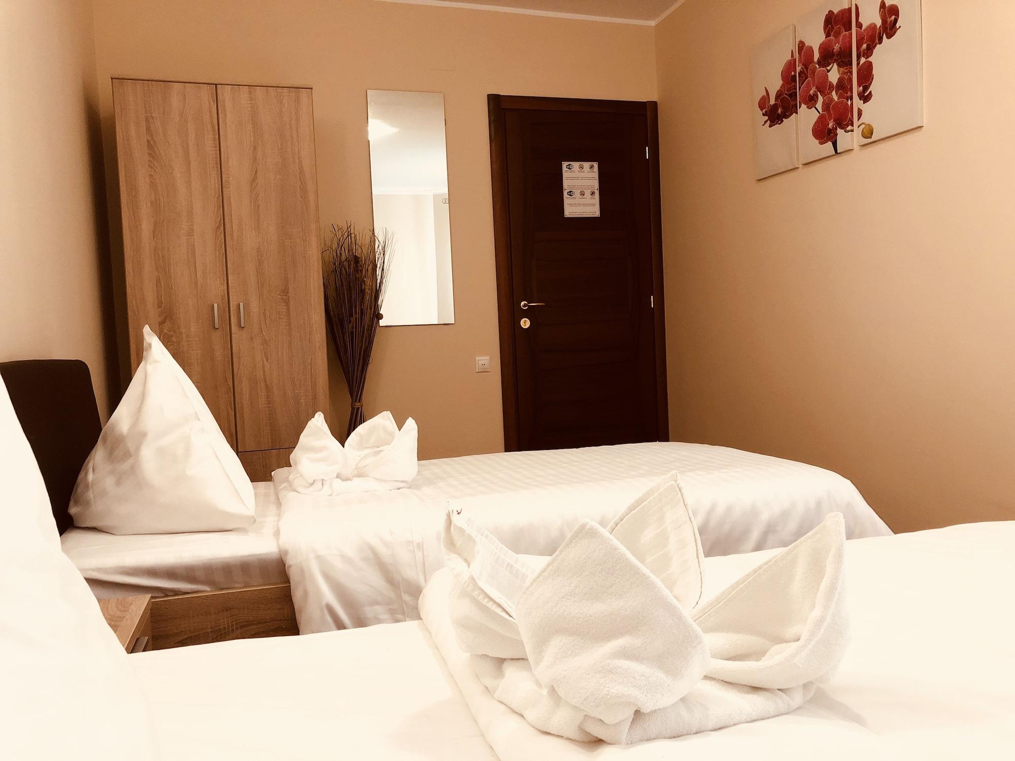 Monte Carlo Palace Rooms Букурещ Екстериор снимка