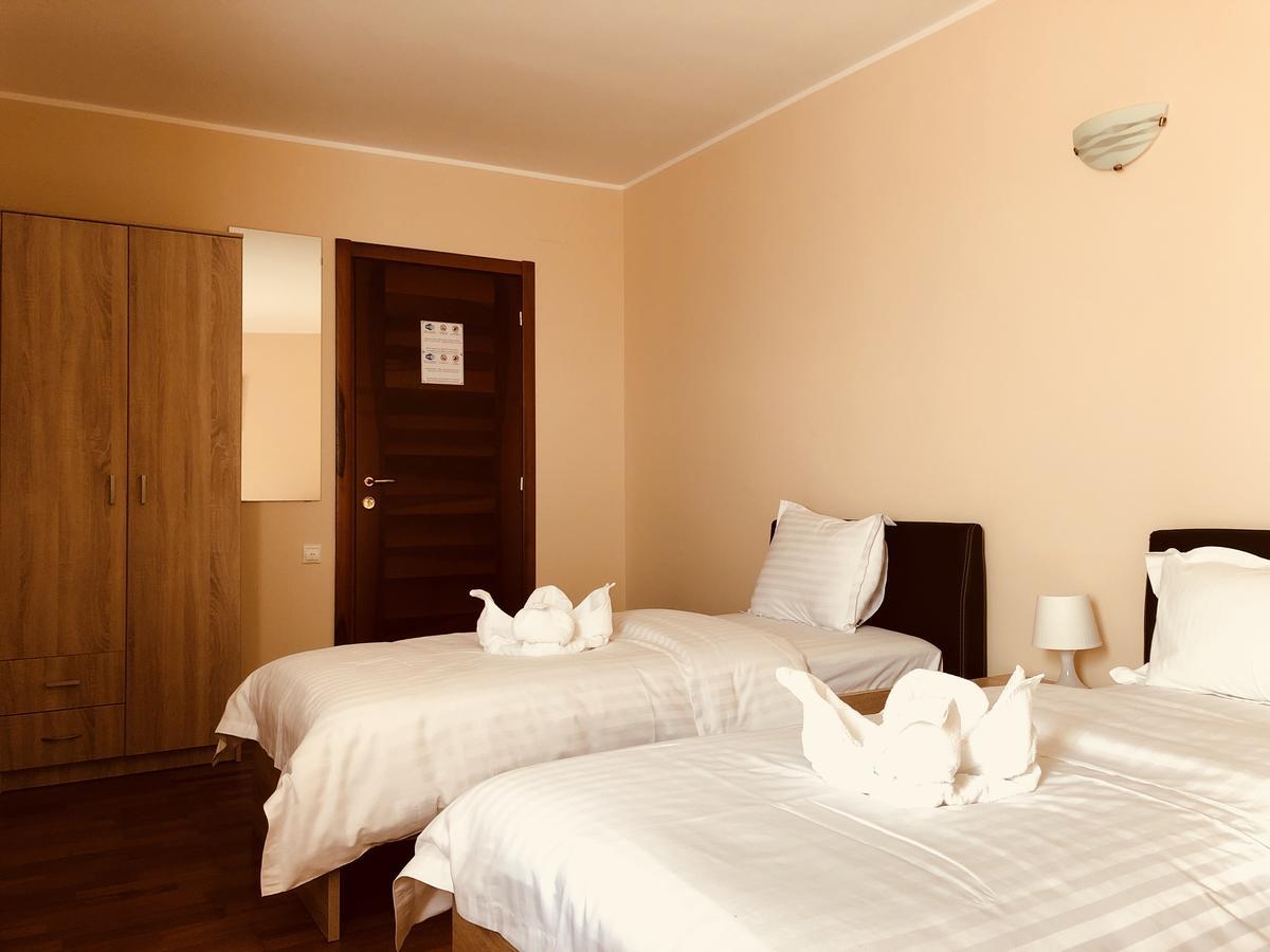 Monte Carlo Palace Rooms Букурещ Екстериор снимка