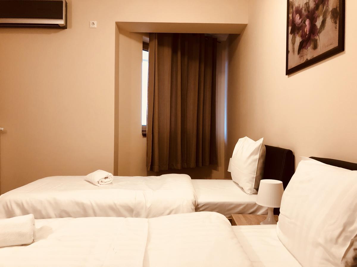 Monte Carlo Palace Rooms Букурещ Екстериор снимка