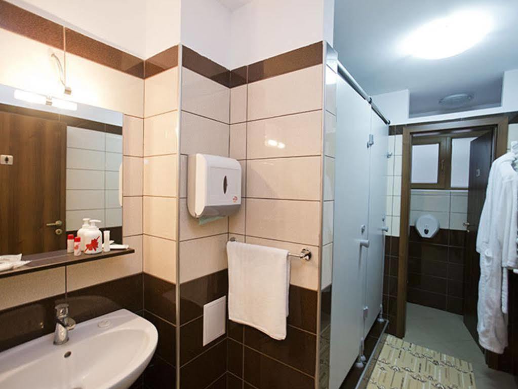 Monte Carlo Palace Rooms Букурещ Екстериор снимка