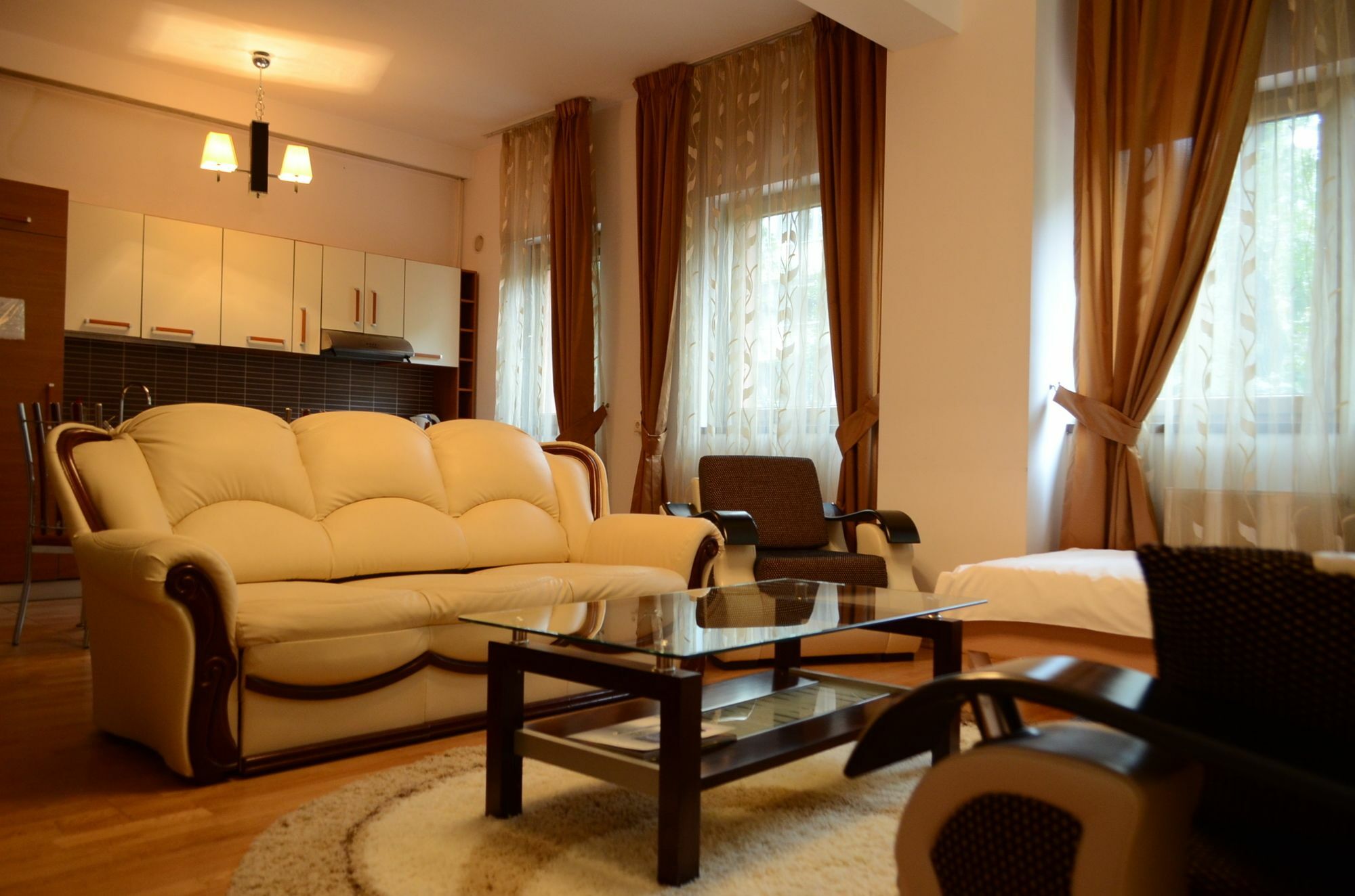 Monte Carlo Palace Rooms Букурещ Екстериор снимка